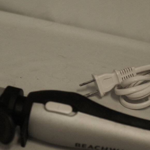 $150 The Beachwaver Co S1-125 Rotating Ceramic Curling Iron - Picture 6 of 7